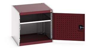 40019118.** Bott Cubio cabinet with overall dimensions of 650mm wide x 650mm deep x 600mm high...